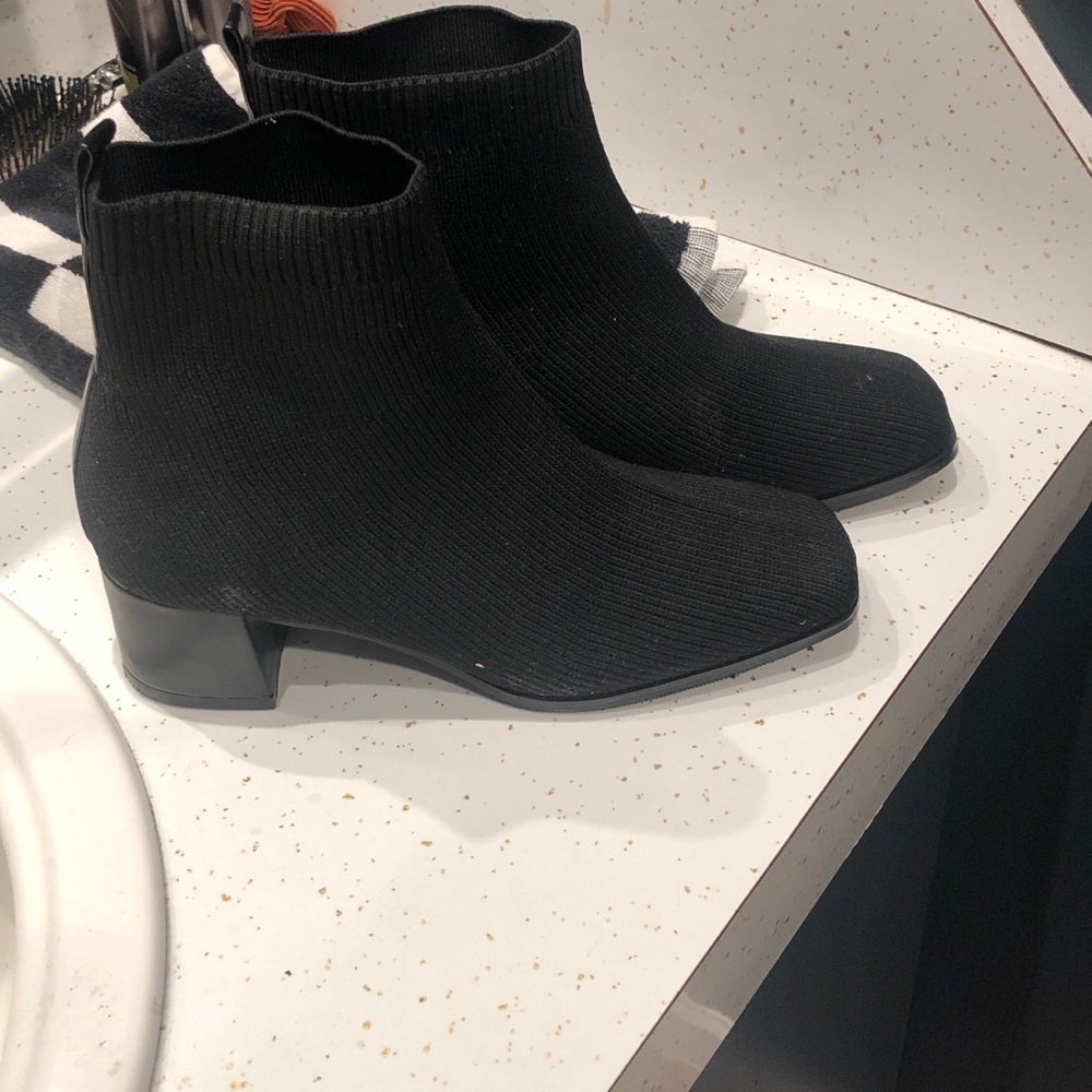 Black ribbed boot heels brand new and never worn.